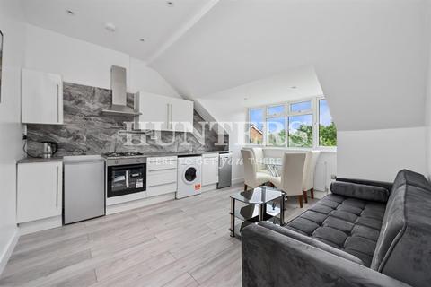 2 bedroom flat for sale - Christchurch Avenue, London, NW6