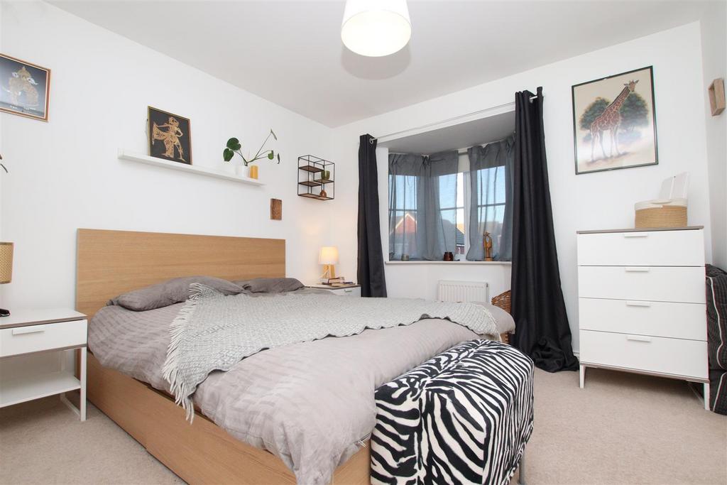 Bedroom 1.JPG