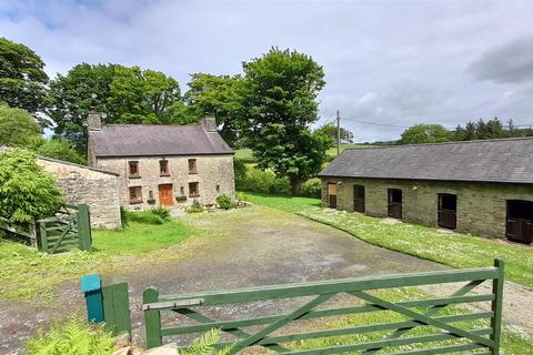 4 bedroom property with land for sale - Talgarreg, Llandysul