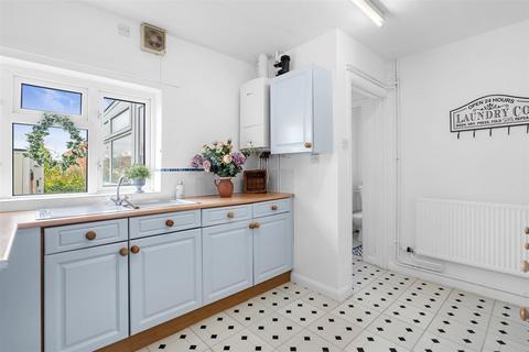 136 Albert Road, Evesham, WR11 4LB