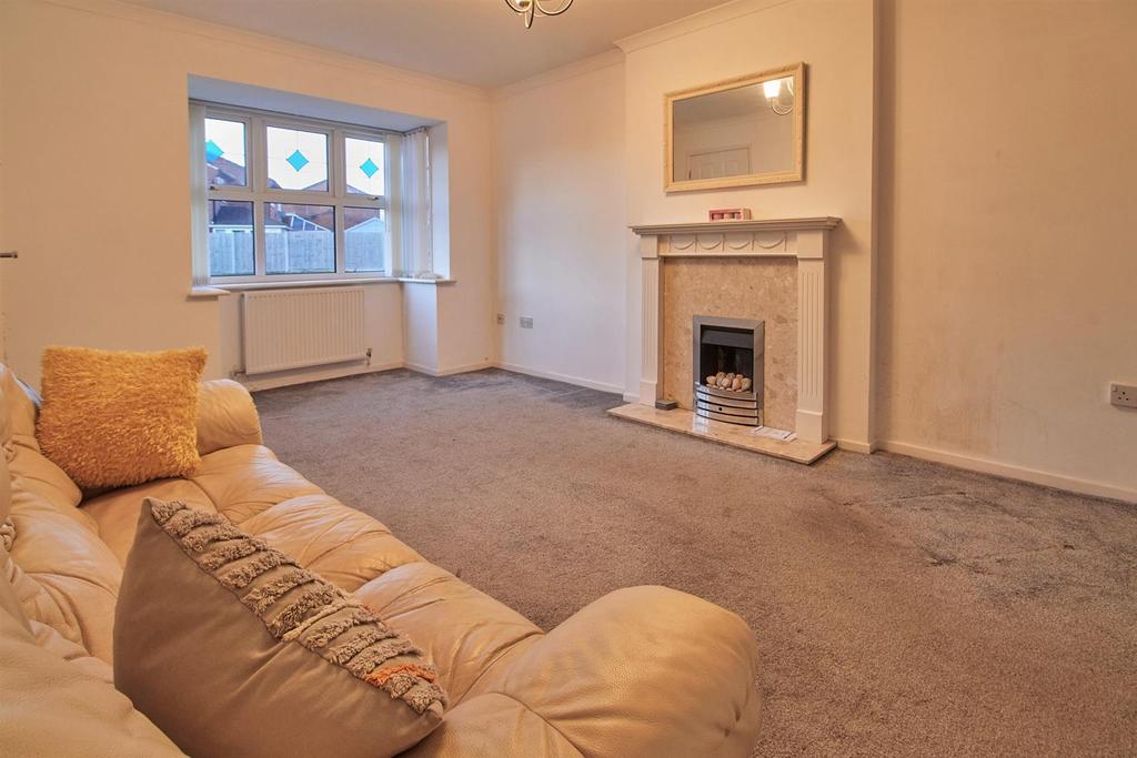 Coldstream Close, Hinckley 3 bed semidetached house £230,000