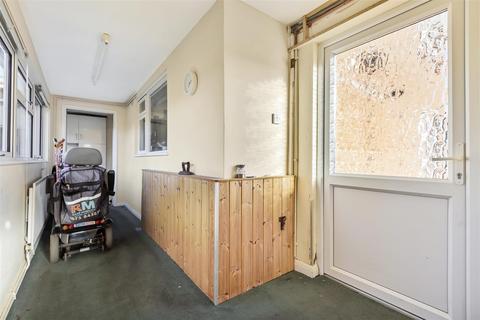 23 Dymoke Drive, Horncastle, LN9 6EW