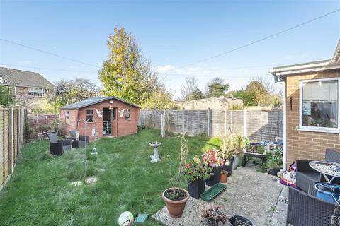 23 Dymoke Drive, Horncastle, LN9 6EW