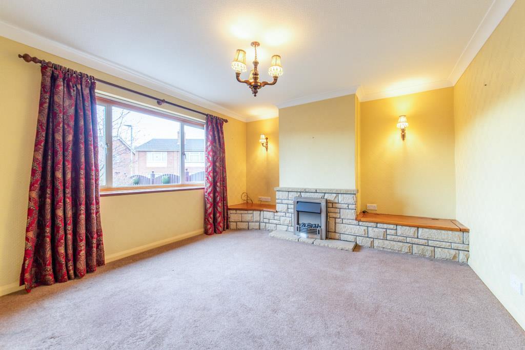 Livesey Avenue, Ludlow 3 bed semidetached house £215,000