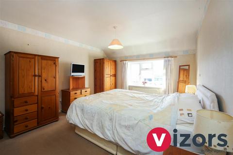 45 Bromsgrove Road, Studley, B80 7PG