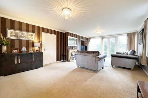4 bedroom detached house for sale - Doncaster Road, Barnsley