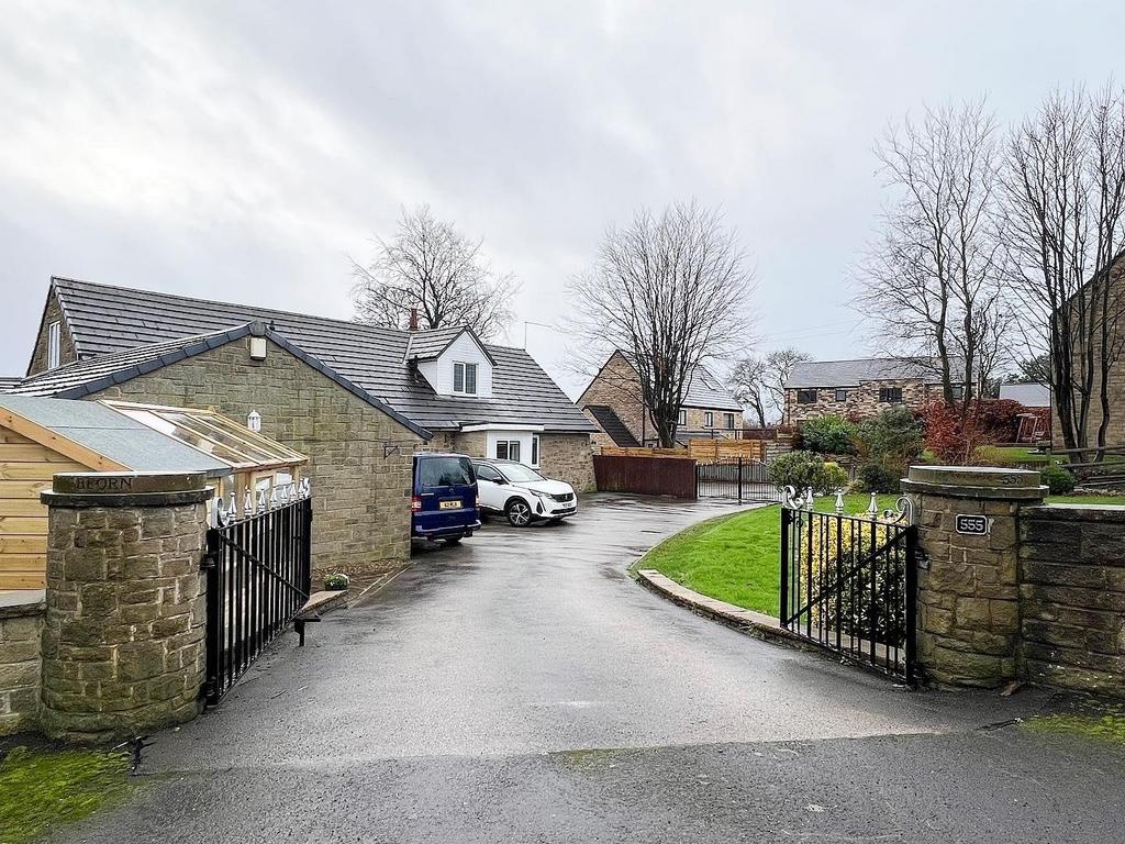 Doncaster Road, Barnsley 4 bed detached house for sale £550,000