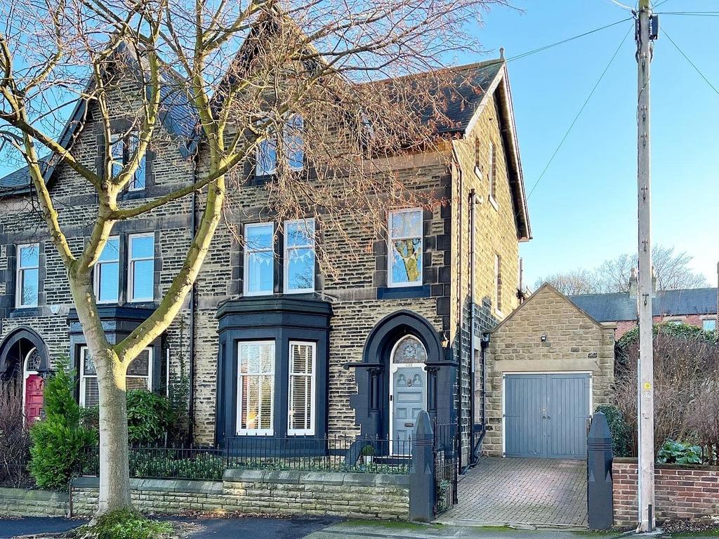 Kensington Road, Barnsley 5 bed semidetached house £495,000