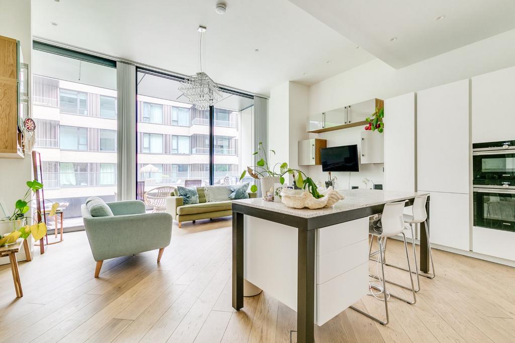 Television Centre, 101 Wood Lane, London 2 bed flat - £1,060,000