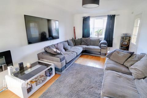1 Beechfield Close, Bolton Upon Dearne, Rotherham, S63 8EY