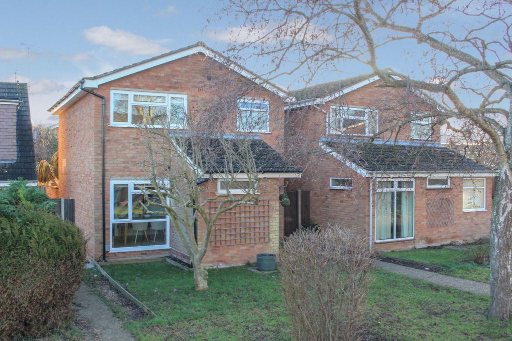 Camberton Road, Linslade, Leighton... 3 bed detached house £425,000