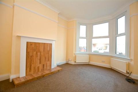 7 Whalebone Avenue, Romford, RM6 6DA