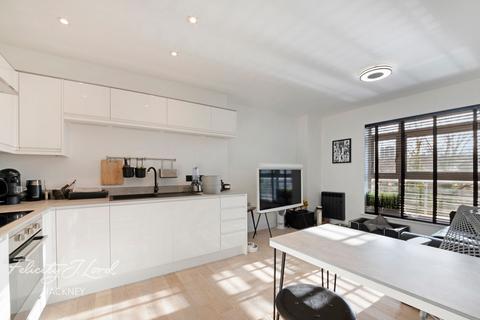 2 bedroom flat for sale - Cottrill Gardens, Marcon Place, Hackney, E8