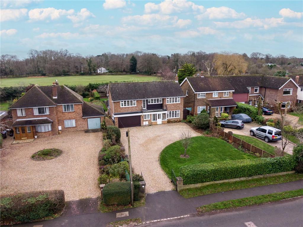 Burnham Green Road, Burnham Green... 4 bed detached house - £1,000,000