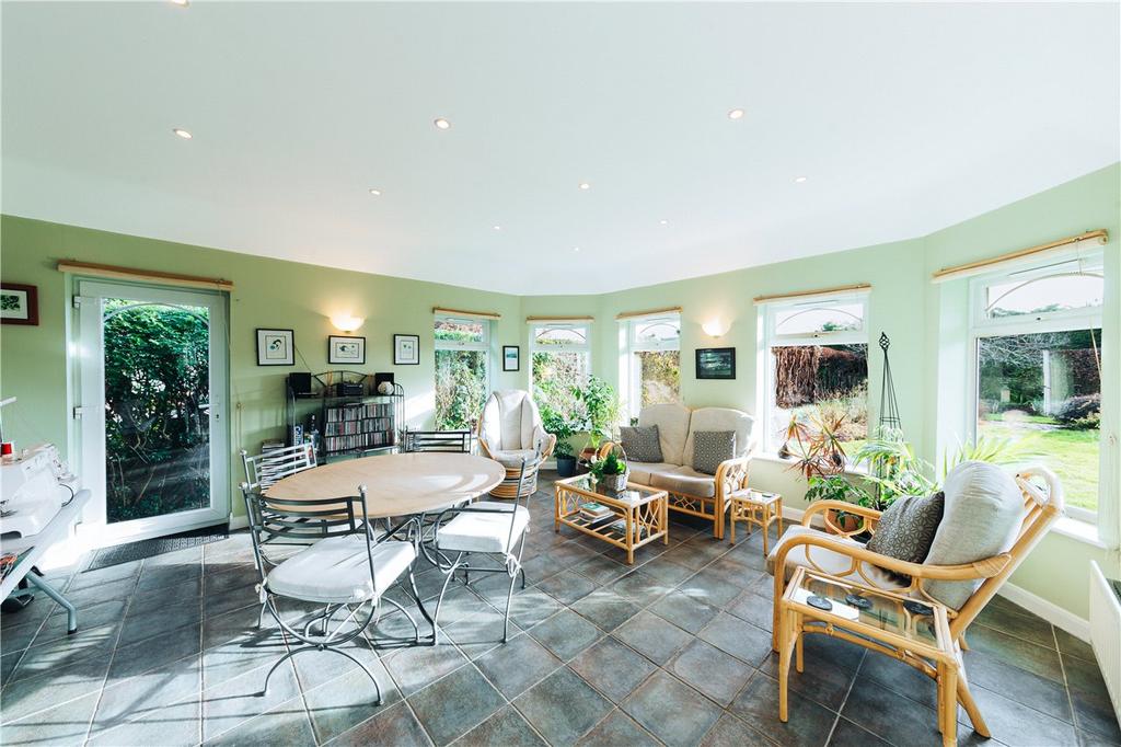 Burnham Green Road, Burnham Green, Welwyn, Hertfordshire 4 bed detached