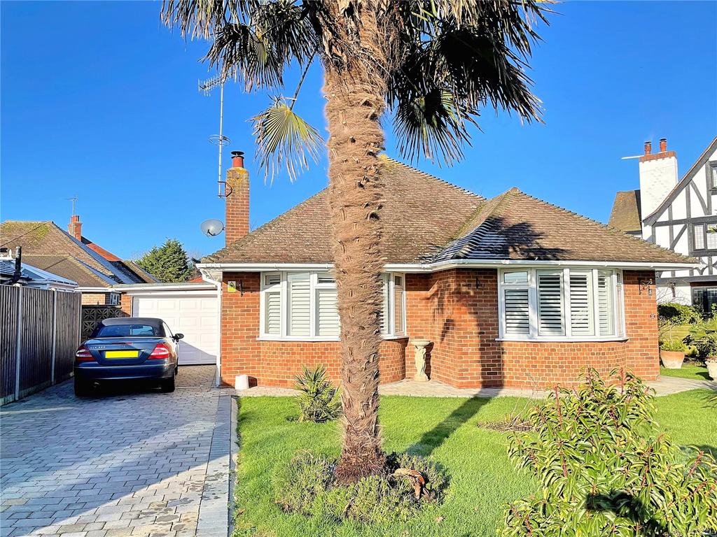 Vermont Way, East Preston, Littlehampton, West Sussex, BN16 2 bed
