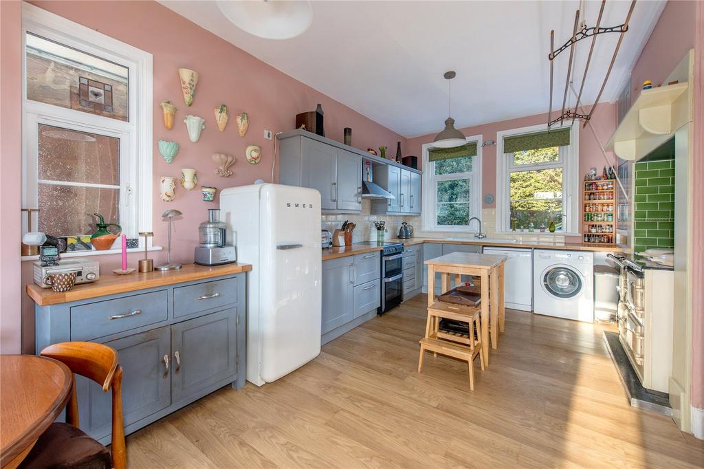 Kitchen/Breakfast