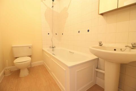 2 bedroom apartment to rent - Field End Road, Eastcote, HA5