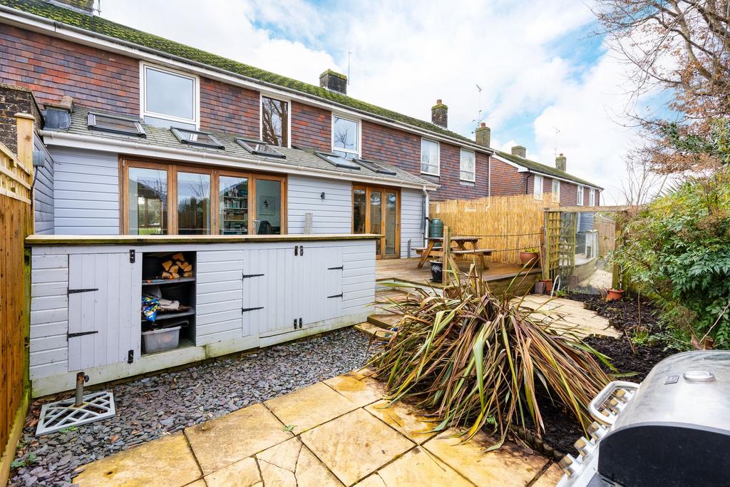 Wilmington Close, Hassocks, BN6 4 bed terraced house £550,000