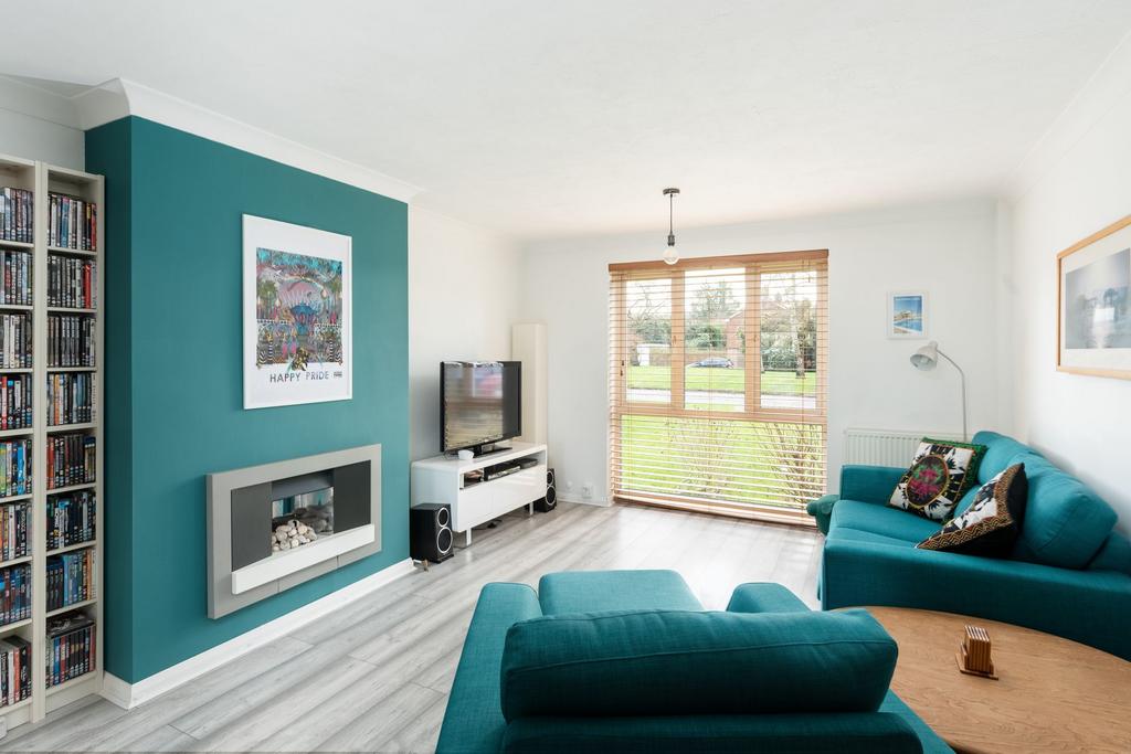 Wilmington Close, Hassocks, BN6 4 bed terraced house £550,000