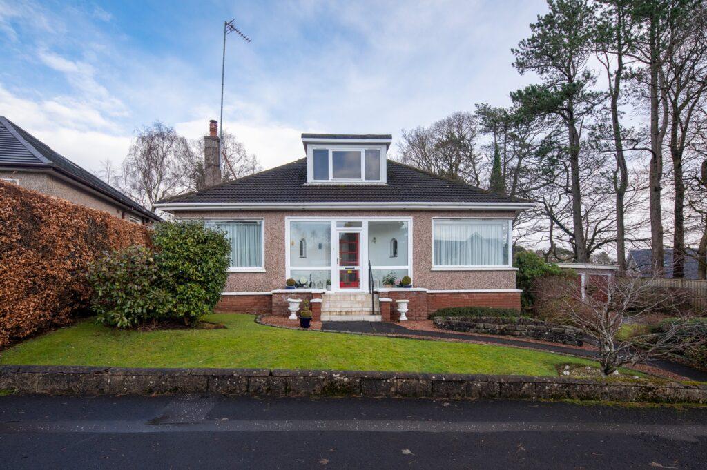 Lomond Drive, Newton Mearns 3 bed detached bungalow for sale £399,000