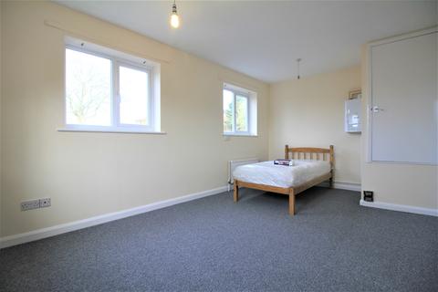 Studio to rent - Unthank Road, Norwich NR2