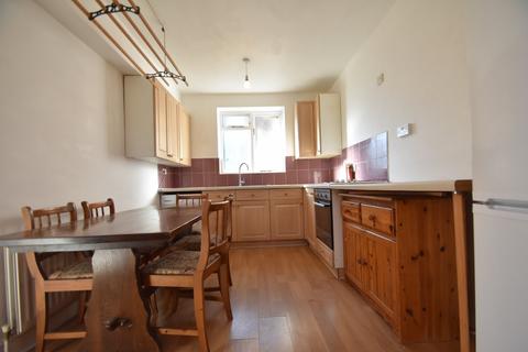 1 bedroom property to rent, Kingsway, Chalfont St. Peter, Gerrards Cross, SL9