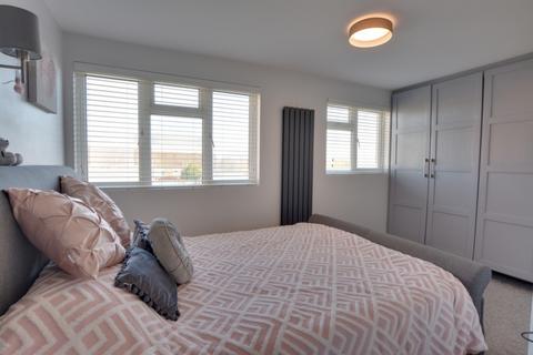 26 Tunnmeade, Ifield, Crawley, RH11 0QR