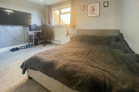 26 Tunnmeade, Ifield, Crawley, RH11 0QR