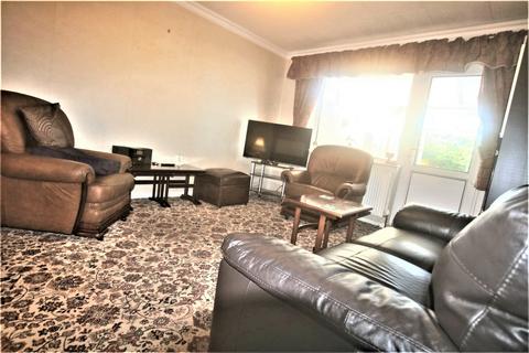 15 Willow Mount, Blackburn, BB1 9DA