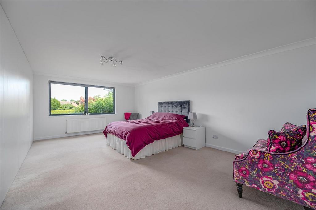 7 Bedroom 1.jpg