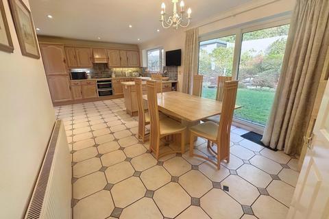 24 Avalon, Lilliput, Poole, BH14 8HT