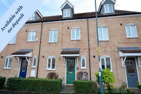 3 bedroom terraced house to rent, Bellona Close, Hebburn