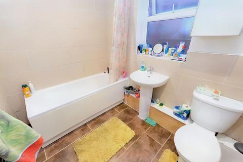 2 bedroom end of terrace house for sale, Liverpool Road, Eccles, M30