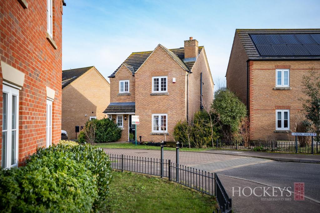 Heron Walk, Waterbeach, CB25 3 bed detached house £450,000
