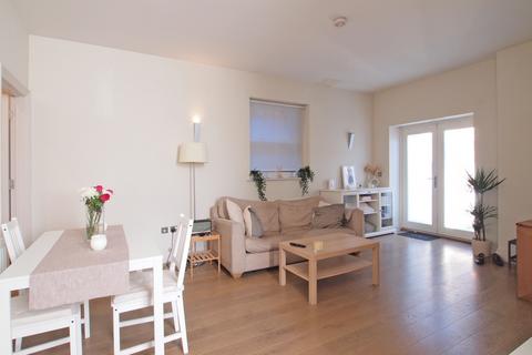 1 bedroom apartment to rent, Durnsford Road, London, SW19
