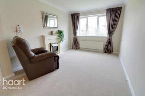 2 bedroom detached bungalow for sale - Church Meadow Road, Doncaster