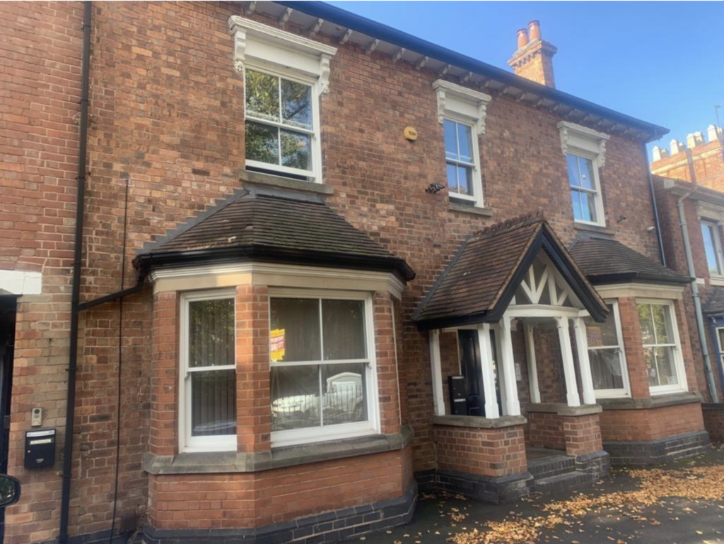 Tettenhall Road, Wolverhampton WV6 1 bed apartment £850 pcm (£196 pw)