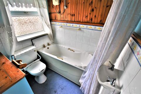 45 Sandway Road, Wrexham, LL11 2RB