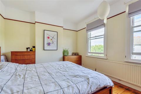 3 bedroom detached house for sale, Clevedon Road, Kingston upon Thames, KT1