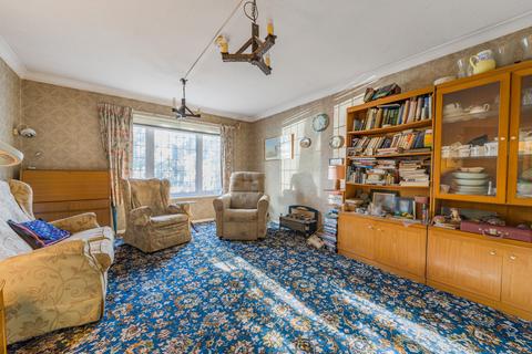 4 bedroom detached house for sale - Dukes Mead, Fleet, Hampshire, GU51