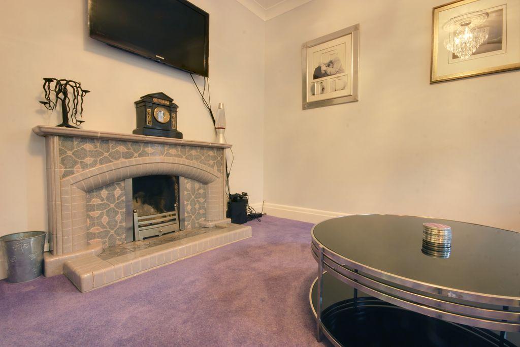 Second Lounge