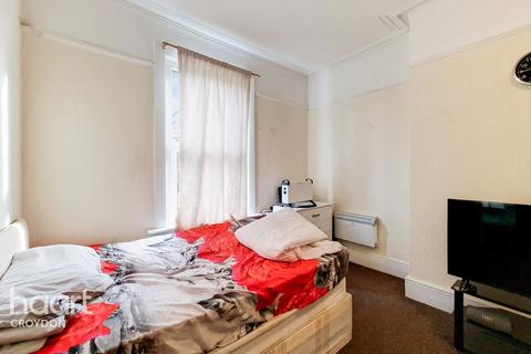 Flat 3, 1 Moreton Road, South Croydon, CR2 7DN