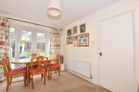 3 bedroom end of terrace house for sale - Yeats Close, Redhill, Surrey