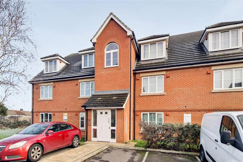 Tallow Close, Dagenham, Essex 2 bed apartment £250,000