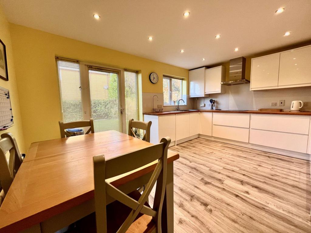 Kitchen/dining room
