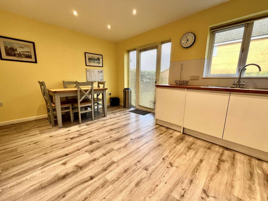 Kitchen/dining room