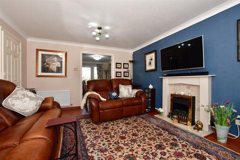 4 Mollison Rise, Gravesend, DA12 4QJ
