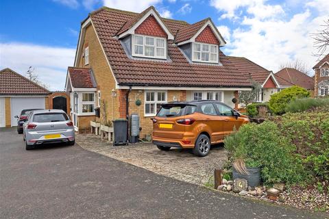 4 Mollison Rise, Gravesend, DA12 4QJ