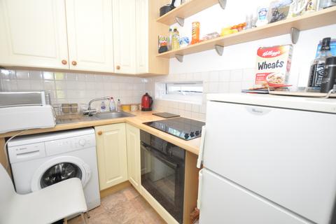 1 bedroom apartment to rent, Bradfield Close, Guildford, Surrey, GU4
